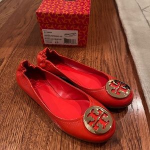 New in Box - Tory Burch Reva in Habanero size 6.5